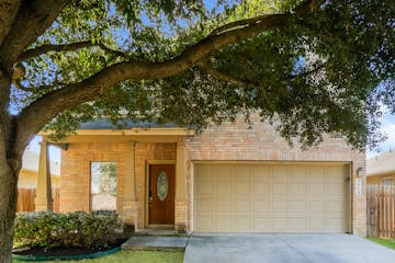 3514 Alonzo Fields Converse, TX 78109